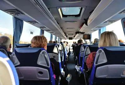  How to Get a Quote for Group Transportation Services in Abu Dhabi